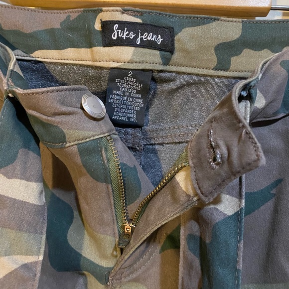 Short - Picture 3 of 4